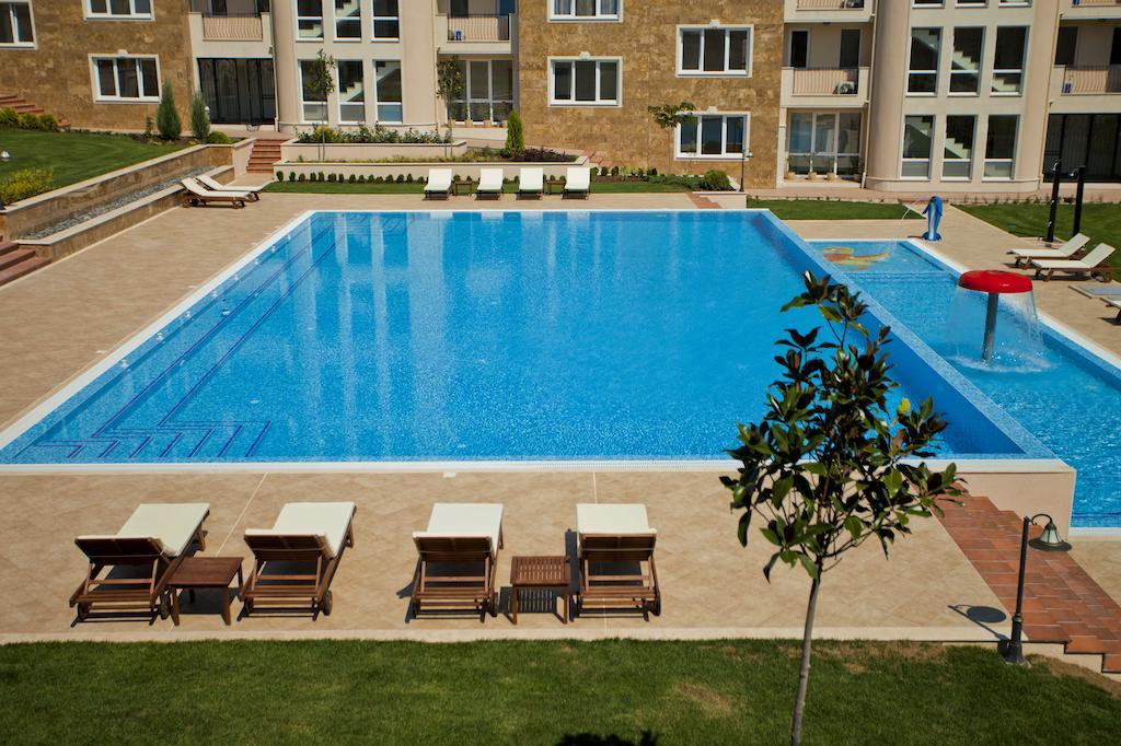 Apartments Atia צ'רנומורץ מראה חיצוני תמונה