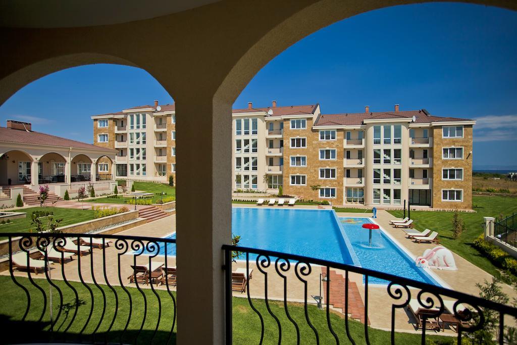 Apartments Atia צ'רנומורץ מראה חיצוני תמונה